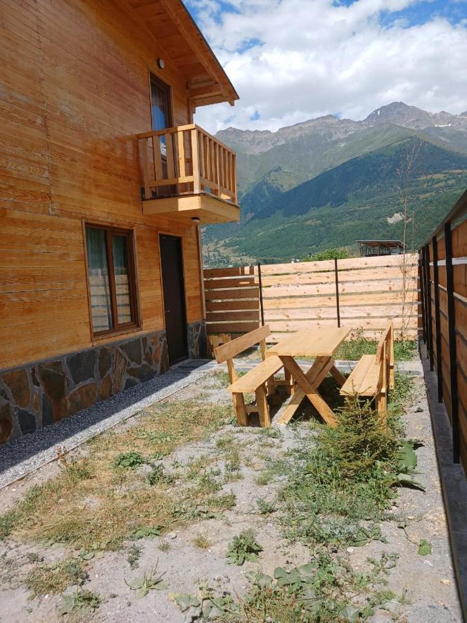 Cottage Qel 梅斯蒂亚 外观 照片